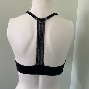 Victoria's Secret Very Sexy PushUp black lace T back bra 32c